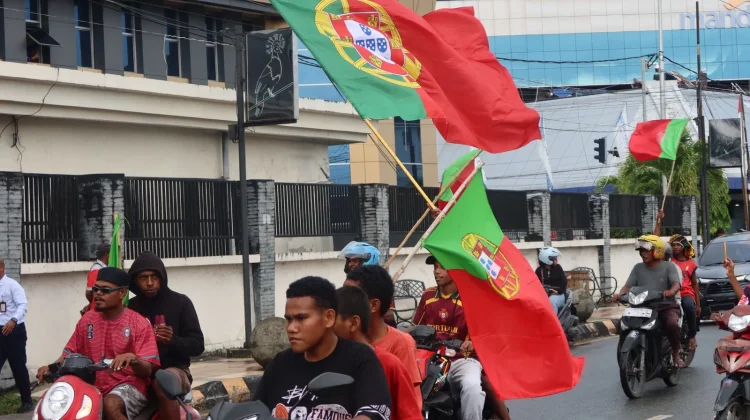 Sambut Piala Dunia 2026,Pendukung Berbagai Negara Pawai Bersama di Biak