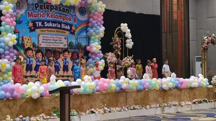 Pelepasan Murid Kelompok B TK Sukaria Biak, Tanamkan Fondasi Karakter Akhlak Mulia