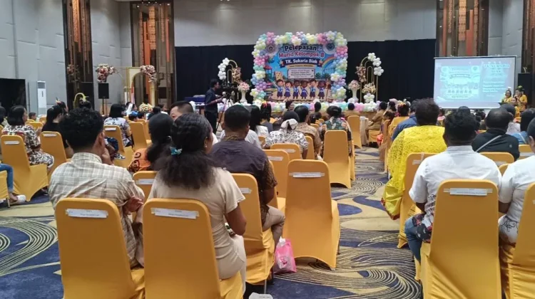 Pelepasan Murid Kelompok B TK Sukaria Biak, Tanamkan Fondasi Karakter Akhlak Mulia