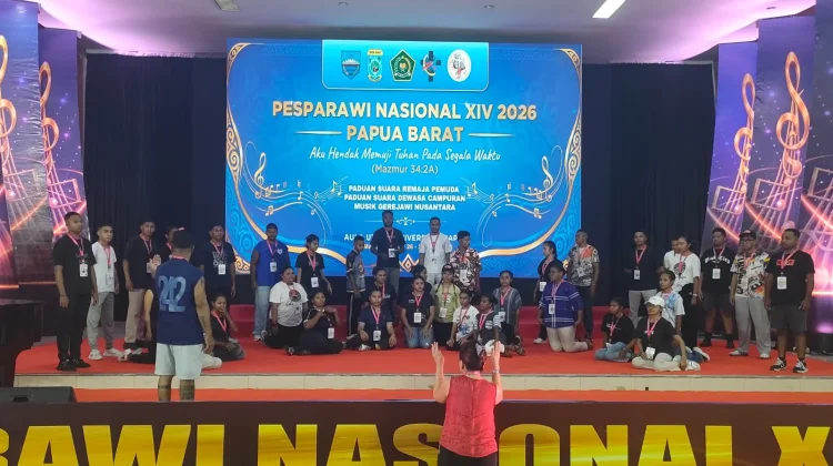 Pesparawi Biak Uji Pentas Persiapan Ikut Lomba