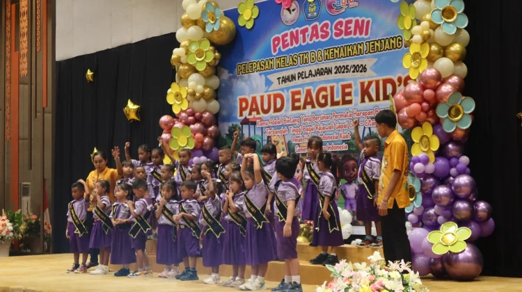 Sebanyak 33 Murid Kelas TK B PAUD Eagle Kids Biak Siap Melangkah ke Jenjang SD