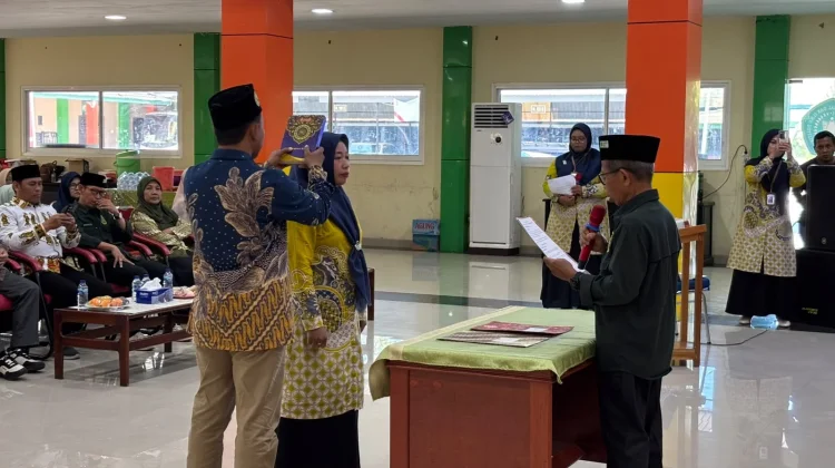 TK Yapis Biak, Lakukan Serah Terima Jabatan Kepala dari Herlina Basir kepada Wahida