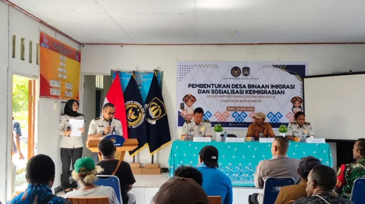 Imigrasi Biak Sosialisasi Keimigrasian dan Pencegahan TPPO di Kampung Samau