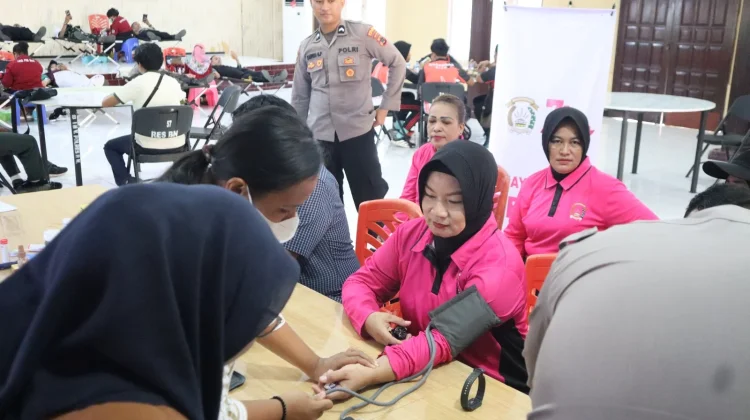 Aksi Donor Darah Hari Bhayangkara di Biak,Terkumpul 67 Kantong Darah