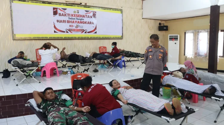 Aksi Donor Darah Hari Bhayangkara di Biak,Terkumpul 67 Kantong Darah