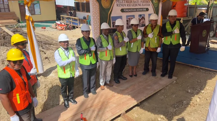 Peletakan Batu Pertama Pembangunan Renovasi Gedung Kantor Pengadilan Agama Biak