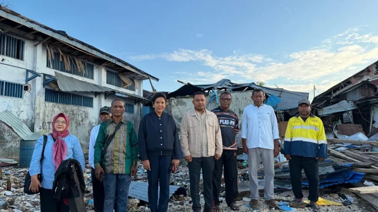 Berita Foto - Yanni Kunjungi Lokasi Ledakan Bom, Usulkan Pembersihan ...