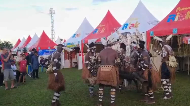 Kabupaten Asmat Berpartisipasi di Event Festival Biak Munara Wampasi