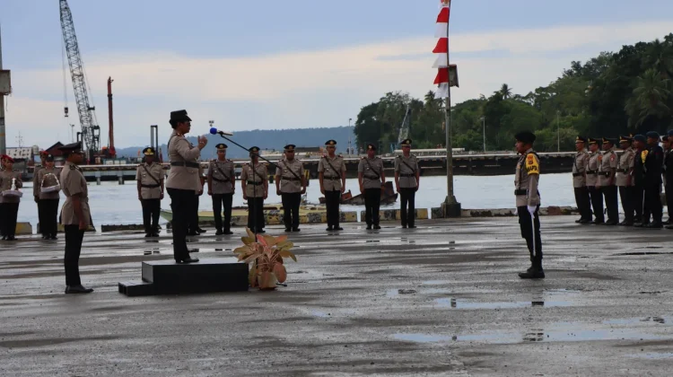 Polres Biak Numfor Gelar Upacara Tabur Bunga di Laut, jelang HUT Bhayangkara Ke-80