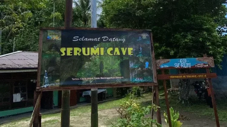 Kepala Kampung Opiaref Fokus Pengembangan Wisata Unik "Menyelam di Goa Serumi"