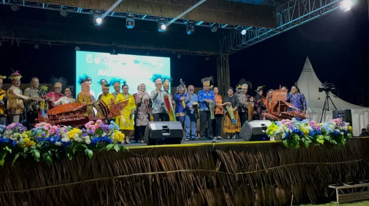 Sukses Tampilkan Pesona Alam dan Budaya, FBMW 2026 Resmi Ditutup Kepala BKN RI