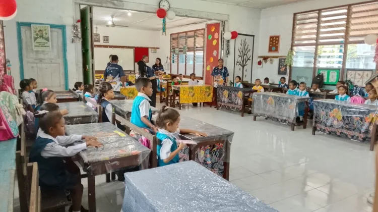 MPLS SD YPPK Santo Yoseph 1 Biak Usung Tema “Ramah, Hebat, dan Ceria” Sambut 38 Siswa Baru
