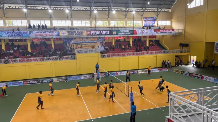 Hari Pertama Voli Indoor Kapolda Cup U19:Yahokimo Biak, Sarmi Nabire Yapen Unggul