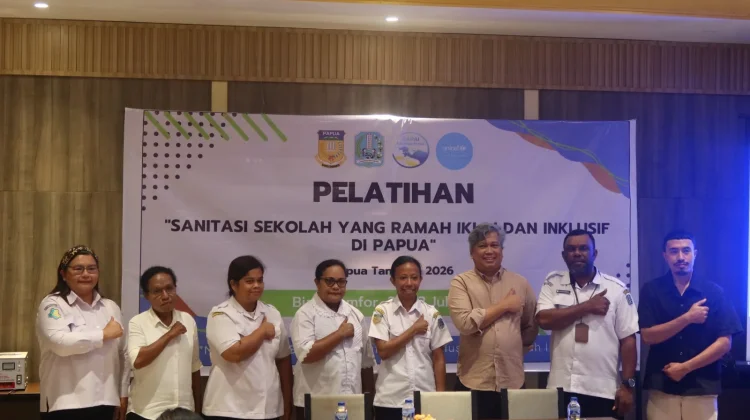 Pelatihan Sanitasi Sekolah yang Ramah Iklim, dan Inklusif Bagi SD di Biak Numfor