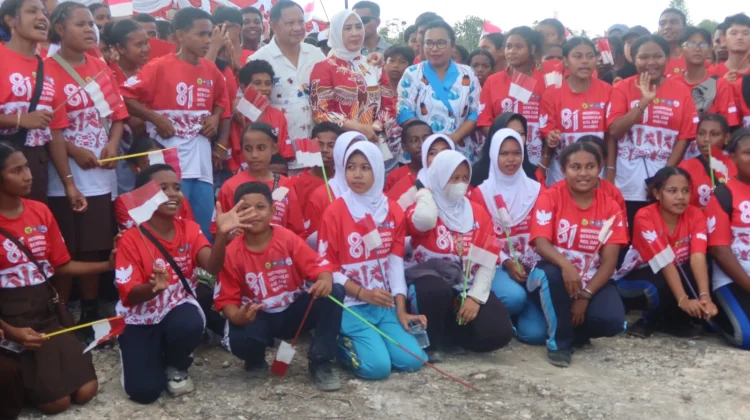 Kehadiran Mendagri Jadi Kebanggaan bagi Kepsek dan Siswa Sekolah Rakyat di Biak