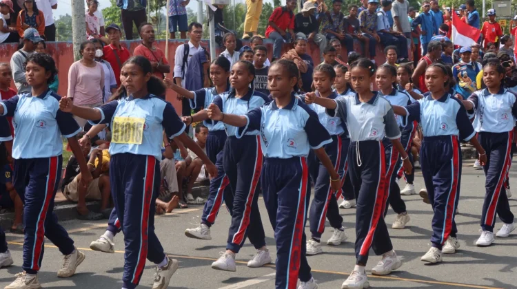 Semangat Kemerdekaan, 61 Regu SMP di Biak Ikuti Lomba Gerak Jalan HUT RI ke-81