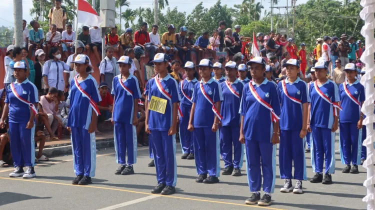Semangat Kemerdekaan, 61 Regu SMP di Biak Ikuti Lomba Gerak Jalan HUT RI ke-81
