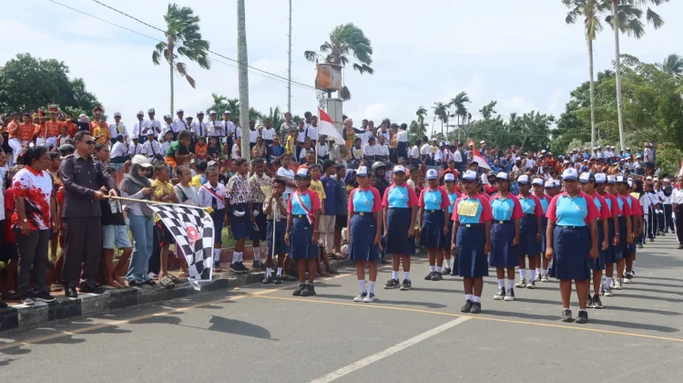 Semangat Kemerdekaan, 61 Regu SMP di Biak Ikuti Lomba Gerak Jalan HUT RI ke-81