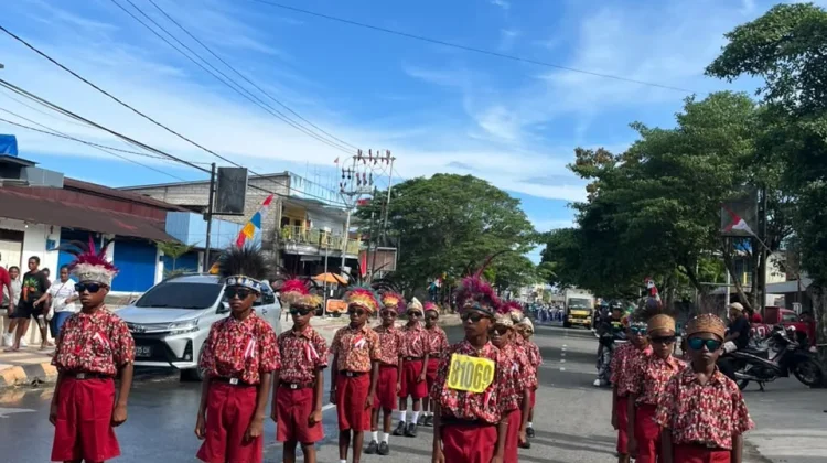 SD Negeri Soryar Biak Raih Juara 1 Gerak Jalan Indah HUT RI ke-81