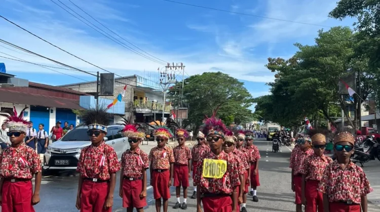 SD Negeri Soryar Biak Raih Juara 1 Gerak Jalan Indah HUT RI ke-81