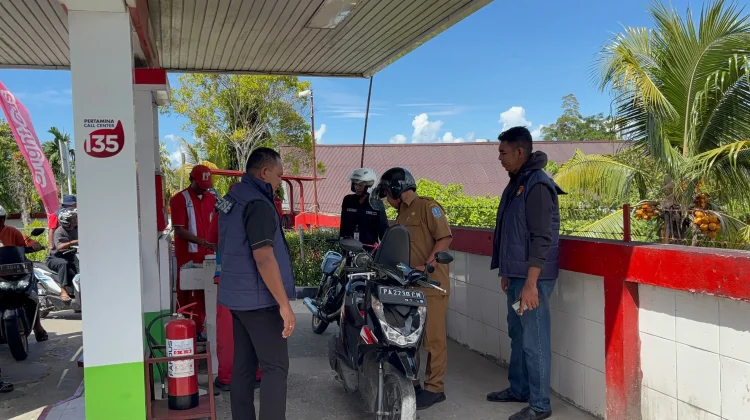 Polres Biak Numfor Tertibkan Penyalahgunaan BBM Subsidi dan Antrean Panjang SPBU