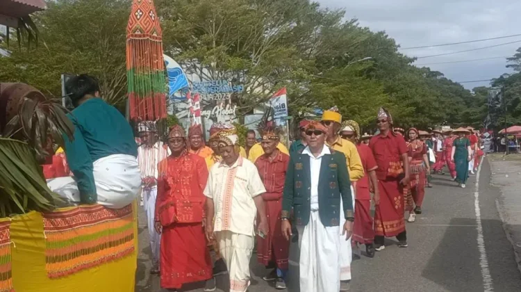 Parade Budaya Nusantara, Wajah Keberagaman di Biak Numfor Sambut HUT RI Ke-81