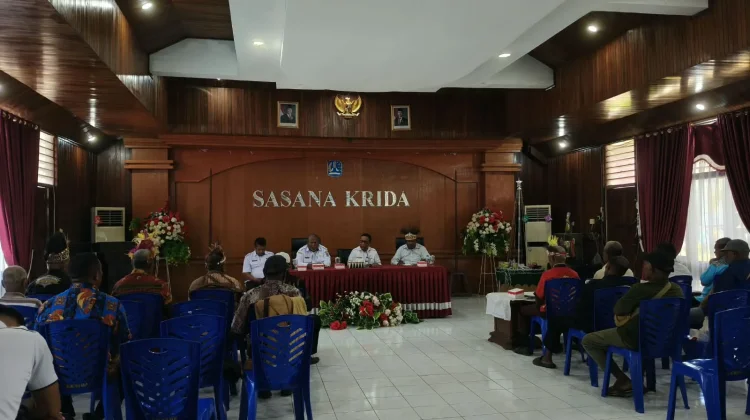 Pemda Biak Libatkan Tokoh Adat Sosialisasi Bandara Antariksa