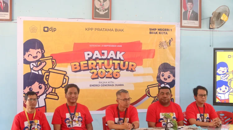 Pajak Bertutur, KPP Pratama Biak Tanamkan Kesadaran Pajak sejak Dini di SMP N 1 Biak