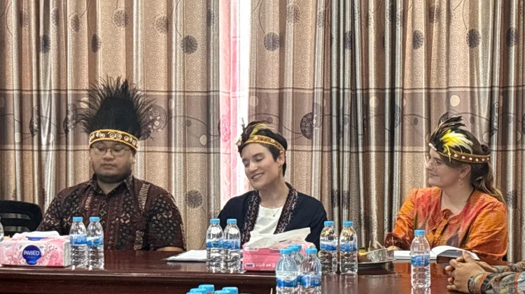 Kunjungan Minister Counsellor Kedubes Australia Kunjungi IISIP Yapis Biak