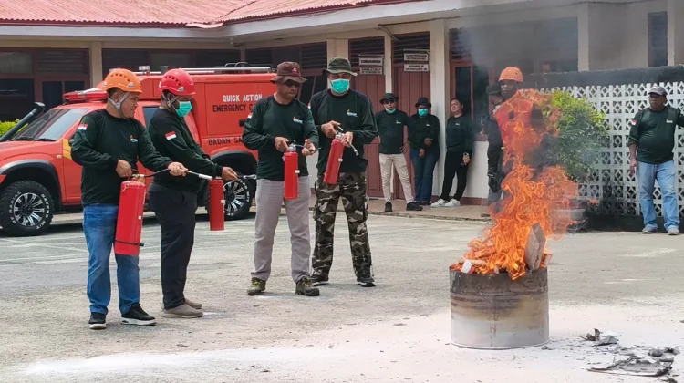 Siaga Bencana, BPKAD Biak Gelar Pelatihan Pemadaman Kebakaran