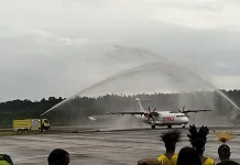 Penerbangan Perdana Biak-Sorong,Bupati Markus Lakukan Kunker