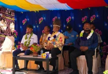 Masyarakat Numfor Titip Harapan Pembangunan kepada Gubernur Fakhiri