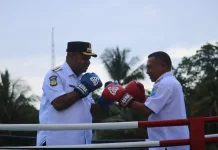 HUT RI Ke-81 Supiori Diguncang Duel Tinju Atlet Muda