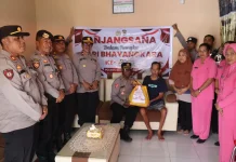 Sambut HUT Bhayangkara ke-80, Polres Biak Numfor Laksanakan Anjangsana