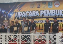 Kapolda Papua Membuka Kejuaraan Voli Indor dan Pasir U-19 Kapolda Cup 2026 di Biak
