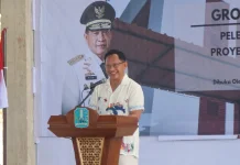 Kehadiran Mendagri Jadi Kebanggaan bagi Kepsek dan Siswa Sekolah Rakyat di Biak
