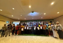 Upaya Lindungi Hiu dan Pari, Forum Konservasi Laut Biak Gelar FGD Rancangan Perbup