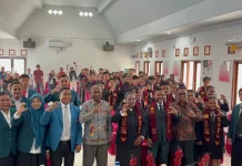 Yudisium INCITA Biak, Wabup Jimmy Kapissa: Ilmu Tak Kenal Batas Waktu dan Jabatan
