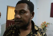 Musa Sombuk Prakarsai Diskusi DOB Papua Utara di Biak