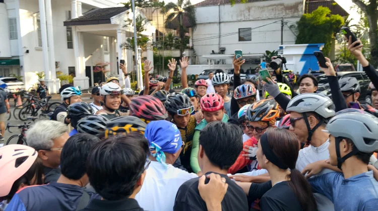 Wakil Wali Kota Jenal Mutaqin Ajak Edukasi Parkir Liat lewat Gowes Gowes Santai