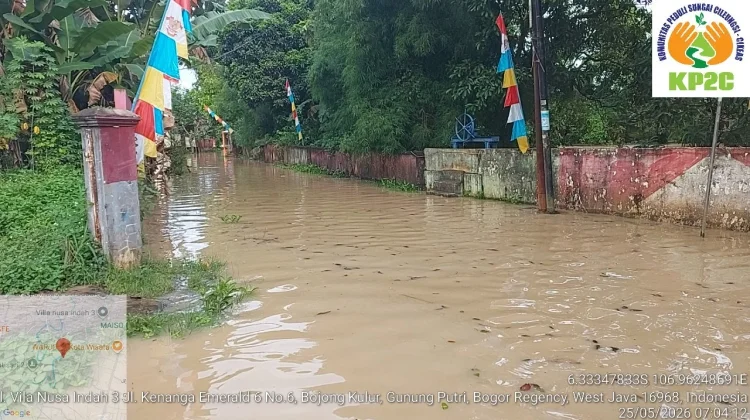 Penampakan Banjir Menggenangi Perumahan Vila Nusa Indah 3 Bojongkulur