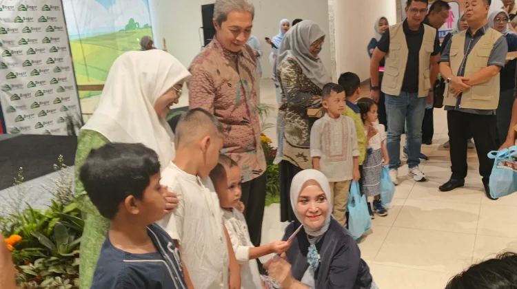 Disdukcapil Kota Bogor Bagikan 544 KIA dan Resmikan Saka Adminduk