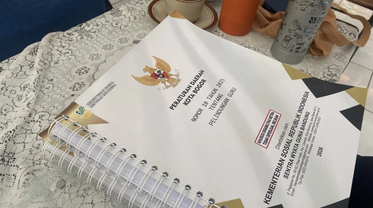 Wujud Buku Perda Braille yang Diluncurkan DPRD Kota Bogor untuk Tunanetra