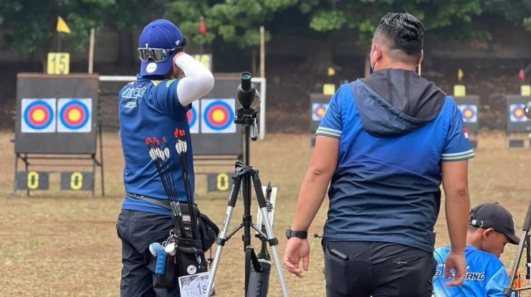 Saka Yusuf Rahmadani Sapu Bersih 3 Medali Emas di Paksi Archery Championship III