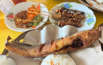 Lapar Tengah Malam? Ada Ayam dan Kari Pedas 24 Jam di Bogor