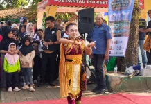 Penampilan Tari Karaton Mandala Agung Meriah di Festival Ekraf Situ Gede Vol.2