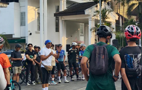 Wakil Wali Kota Jenal Mutaqin Ajak Edukasi Parkir Liat lewat Gowes Gowes Santai