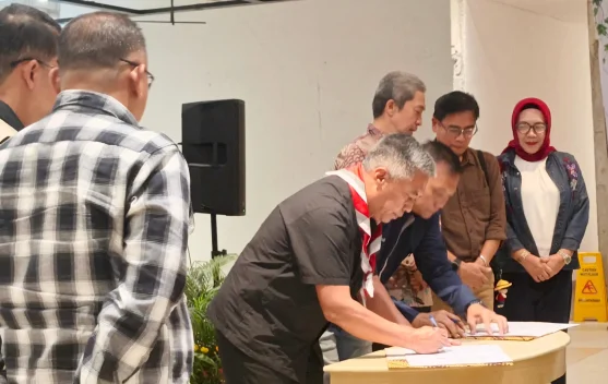 Disdukcapil Kota Bogor Bagikan 544 KIA dan Resmikan Saka Adminduk