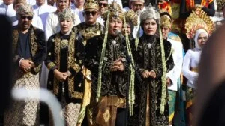 Helaran Budaya Semarakkan Hari Jadi ke-528 Kuningan