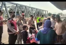 Forkopimcam Sukra Sosialisasi ke Penyapu Koin Jembatan Sewo
